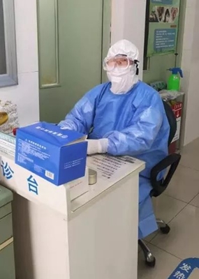 向險而行，用豐富經(jīng)驗鑄就防護(hù)長城——記山東省立三院發(fā)熱門診首批進(jìn)駐副主任護(hù)師張云英